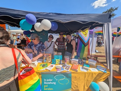 Stand der EFL beim CSD Würzburg 2025